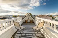 NEW Best LOCATION in Downtown Edmonds