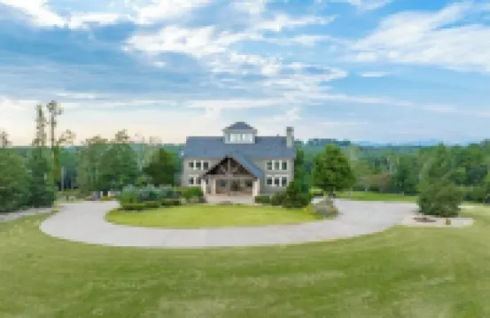 Luxe 38-Acre Homestead Near Gainesville: 5BR/7BA, 2 Kitchens, Animals & More!