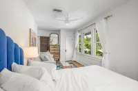 Julia Place-Walk downtown from old Florida glam!