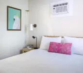 The Downtown Hibiscus House Hotels near SkyBike West Palm Beach