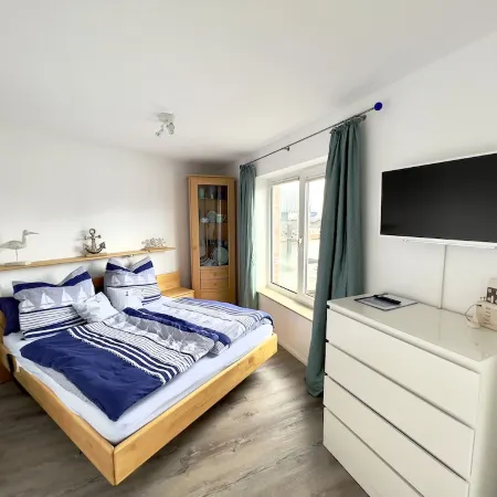 Apartment directly in the city marina / yacht harbor with a fantastic view also with dog