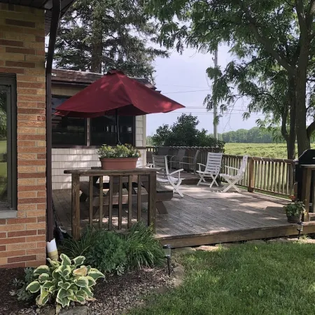 Vineview Inn-Farm Experience in the Heart of Wine Country-ice wine festival area