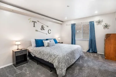 T&C Inn 🐾 PET FRIENDLY ✨ NEW Listing 20% off Hotels in der Nähe von Exotic Guppy