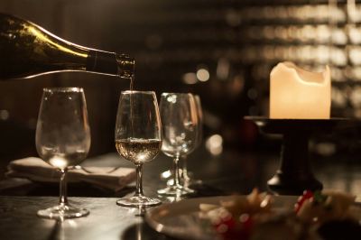 バー ヴェデマ，ラグジュアリーコレクションリゾート，サントリーニの写真