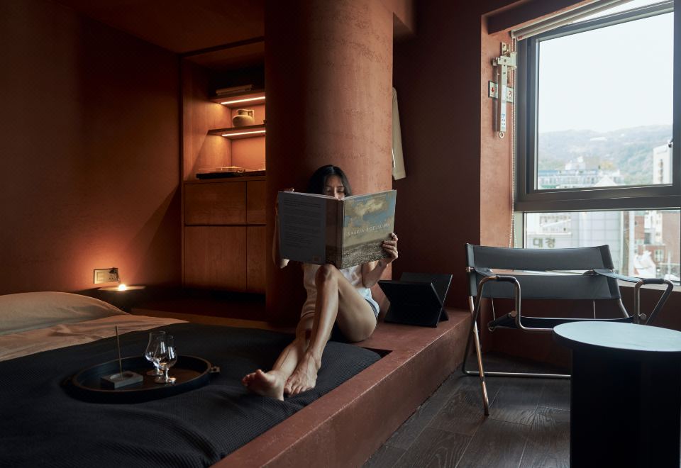 2. 애프터챕터 호텔..