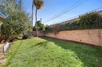 Charming 3-bedroom house in Rolling Hills Estates with WiFi 愛荷華戰艦博物館附近的飯店