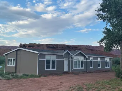 Orchard House at Sand Creek Homestead โรงแรมใน