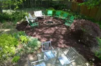 Walking distance to the beach! Summer dates available. Grill, Deck & Fire Pit!