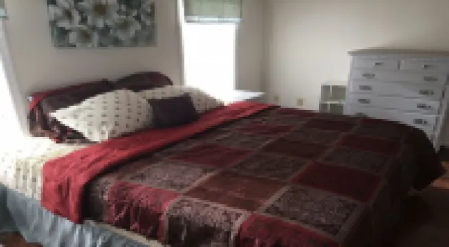 Beautiful Waterfront - Skiing/Snowboarding/Snow Mobile near house