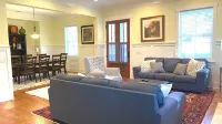 Beautiful Cottage on Hilton Head Island, Blue