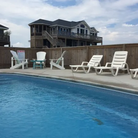 Newly Updated Beautiful 4BR Oceanfront Home with Pool & Hot Tub