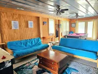 Shore Beats Work2040 Sq ft) - 2-Star