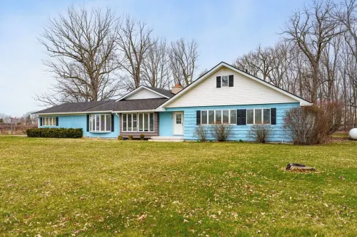 Epic Indoor Pool w/slide & hot tub close to beach Hotels in Lake Charter Township