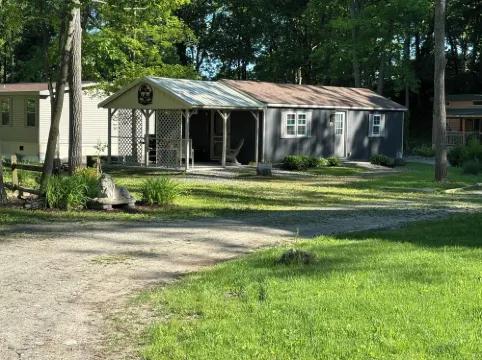 "Christine's Cabin" Great Place to Stay for Wine Trail Events