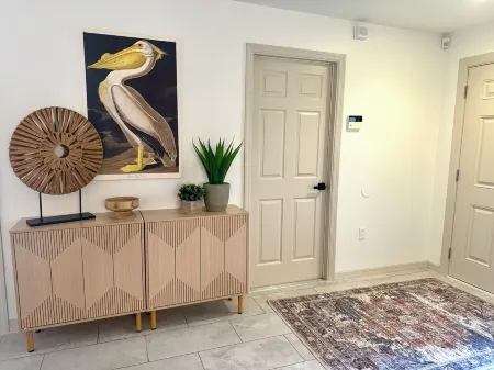 Casa De Augustine - Newly renovated 3 bed pool home with golf course views