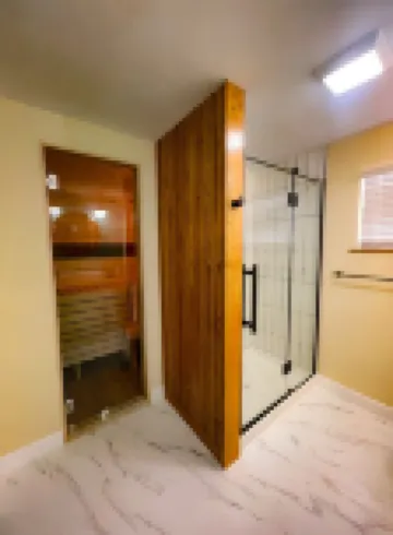 Peaceful space in the country. Deck&private indoor sauna. Surrounded by nature!