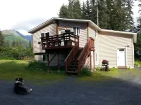 Tiehacker Lodging is the perfect place to relax and enjoy the beauty of Alaska!