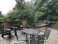 Blowing Rock NC Large Cabin - Sleeps 14Appalachian Ski Mountain
