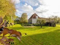 Farmhouse in Heinkenszand with Garden