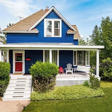 Kid-Friendly, Family Homebase Only 2 Blocks to Lake Superior - Dine Hike Explore