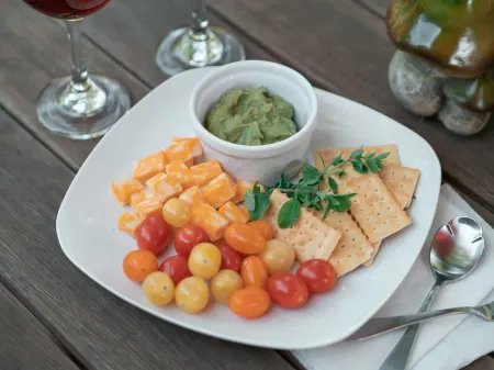 Fresno House|Pool|BBQ|Family-Friendly|Serene 3 Bed/2Bath Отели рядом с достопримечательностью «Deran Koligian Stadium»