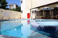 Hotel Las Americas - Pools