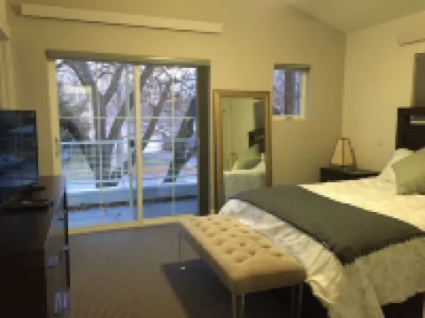 Newly Constructed 4 Bedroom 3 Bath Downtown Hailey Home Hotels in Hailey