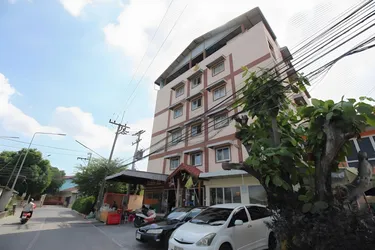 รูปภาพของบ้านอยู่เย็น