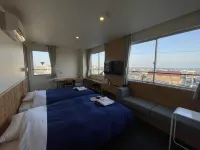Hitachi Hotel Crane - Bãi đậu xe