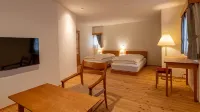 ホテル ハウスサンアントン Hotel Haus St. Anton - 駐車場