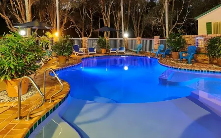 Glen Villa Resort Отели рядом с достопримечательностью «Байрон-Бей»