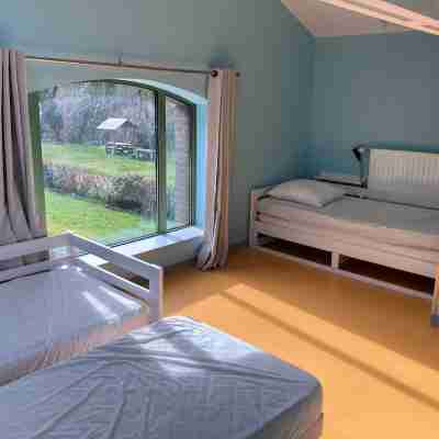Ostal Scrignac - Gîte d'étape de la Gare Rooms