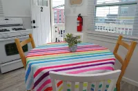 Comfy Beach Block Retreat w/ Balcony & Parking [1215-2] Hotels in 