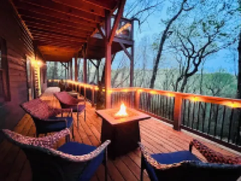 Amazing Mountain View Cabin All Suites - Firepit+Game Room+Karaoke+EV Charger