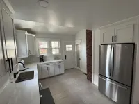 Newly remodeled Spacious 4-BM house in Phoenixville with OS parking/ central, AC Hotels in Phoenixville