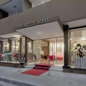 Ascot Boutique Hotel Hotels near Killarney Mall
