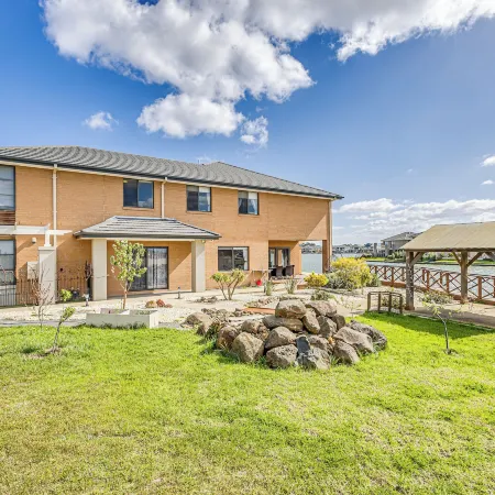 Stayau 5Br Idyllic Lakefront Escape Point Cook
