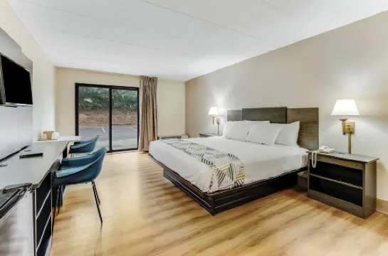 Red Carpet Inn & Suites Northeast Philadelphia