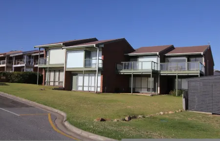 Southern Sands' Beachfront Apartment
