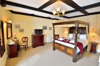 The Angel Hotel فنادق في كول فورد
