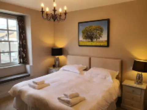 Dragon Inn Hotels in Crickhowell