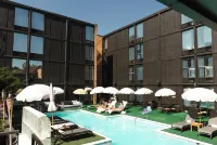 The Boulder Broker - Rooftop Pools