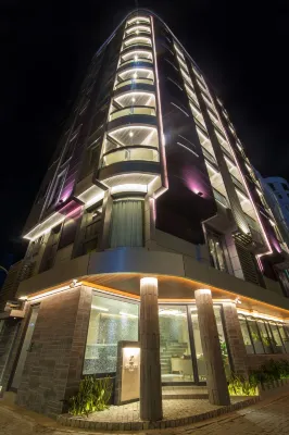 Samann Grand Hotels in Hulhule