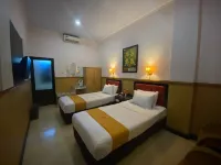 Anggraeni Hotel Ketanggungan Hotel dekat Toserba YOGYA Ketanggungan