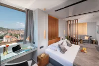Royal Suites-Sky - Guest houses