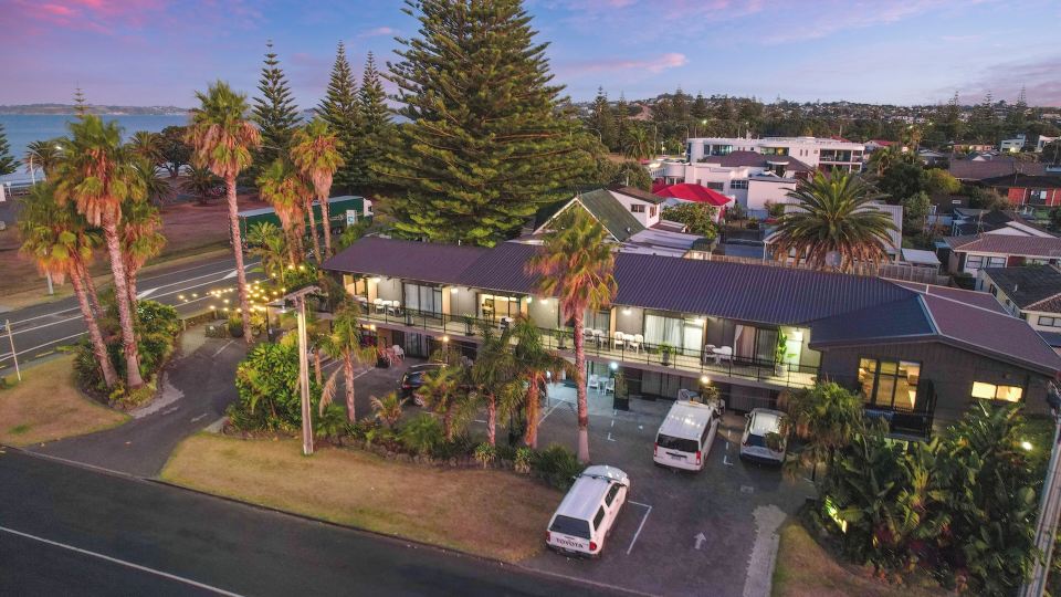 Orewa Beachcomber