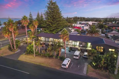 Orewa Beachcomber