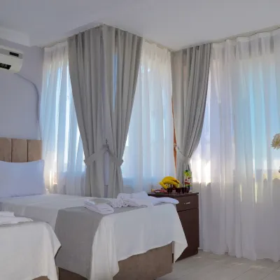 ياسمين هوتل Hotels near ميناء ينيكابي للعبارات