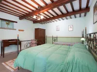 Farmhouse in Apecchio with Pool & Spa
