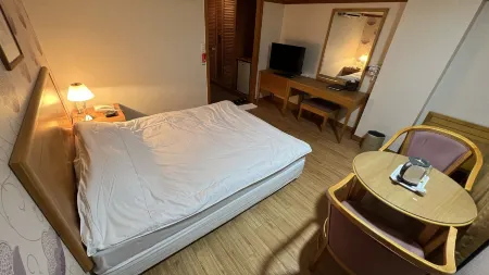 Gimcheon Park Tourist Hotel